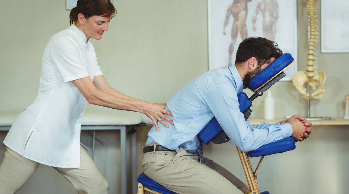 Quick Massage no ambiente de trabalho.